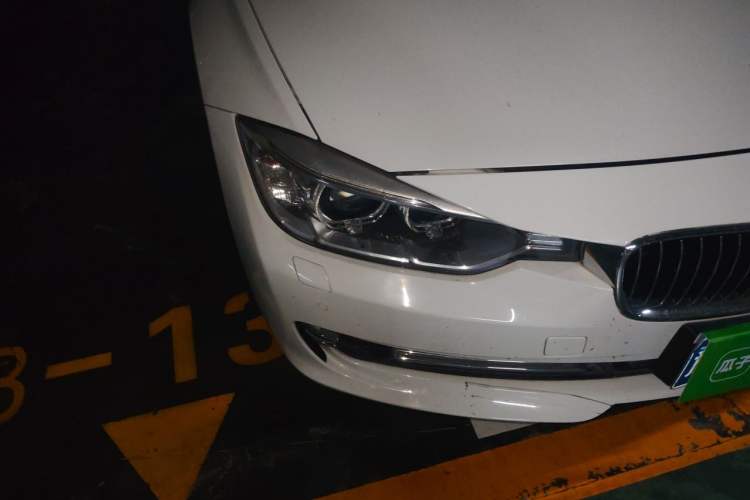 Used BMW 3 Series 2013 Facelifted 320Li Luxury Design Package Right Front Headlight