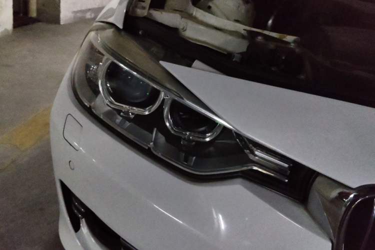 Used BMW 3 Series 2013 328Li Luxury Design Package Right Front Headlight