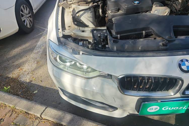 Used BMW 3 Series 2013 Facelifted 328i Sport Design Package Right Front Headlight