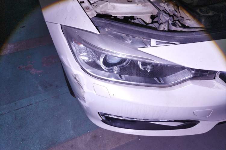 Used BMW 3 Series 2013 320i Sport Design Package Right Front Headlight