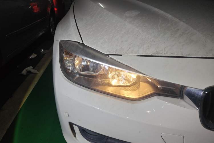 Used BMW 3 Series 2013 316i Active Edition Right Front Headlight