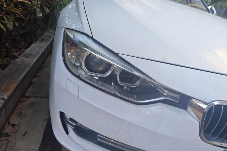 Used BMW 3 Series 2013 320Li Luxury Design Package Right Front Headlight