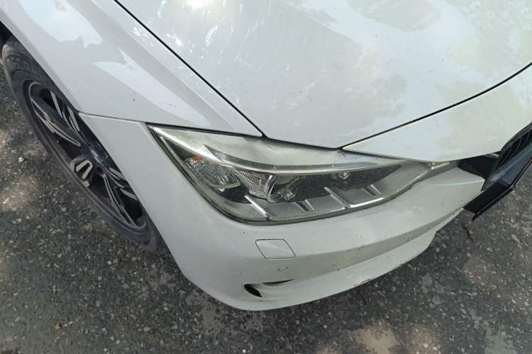 Used BMW 3 Series 2013 320Li Luxury Design Package Right Front Headlight