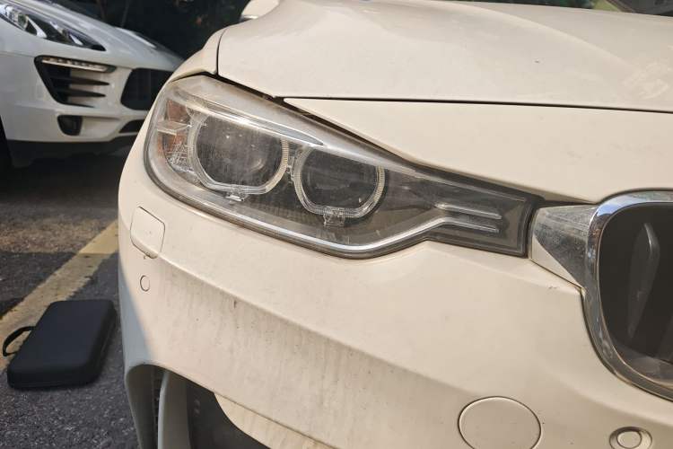 Used BMW 3 Series 2013 Restyled 320i Sport Design Package Right Front Headlight