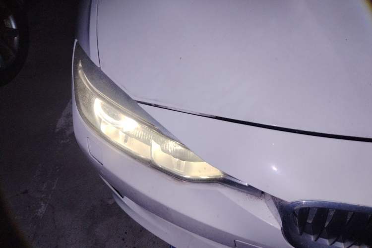 Used BMW 3 Series 2013 320Li Fashion Model Right Front Headlight