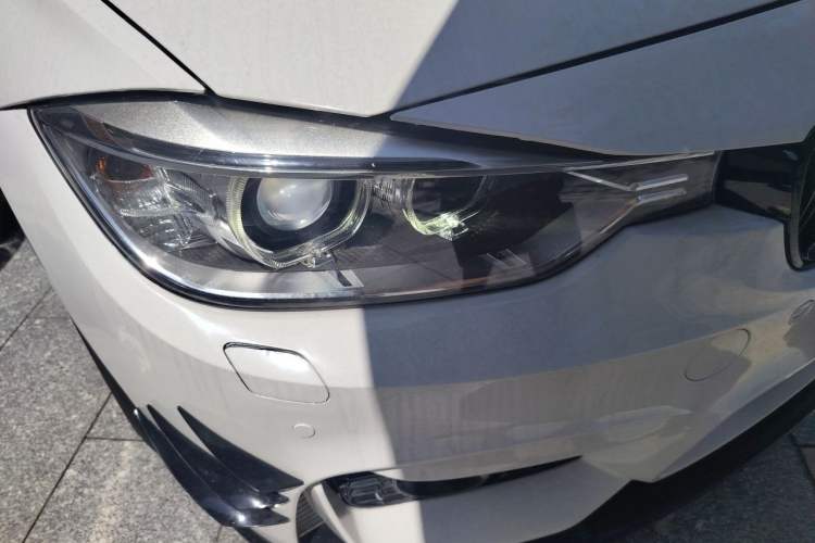 Used BMW 3 Series 2013 Restyled 320i Sport Design Package Right Front Headlight