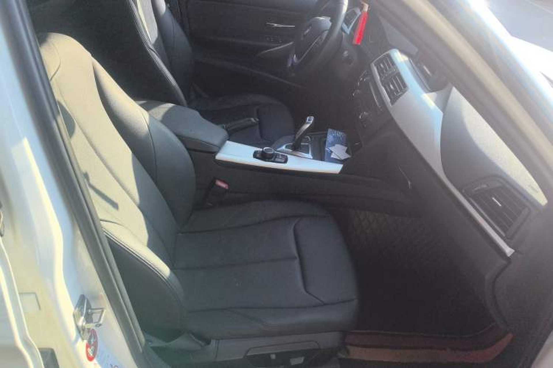 Used BMW 3 Series 2013 320i Sport Touring Edition Right Front Seat