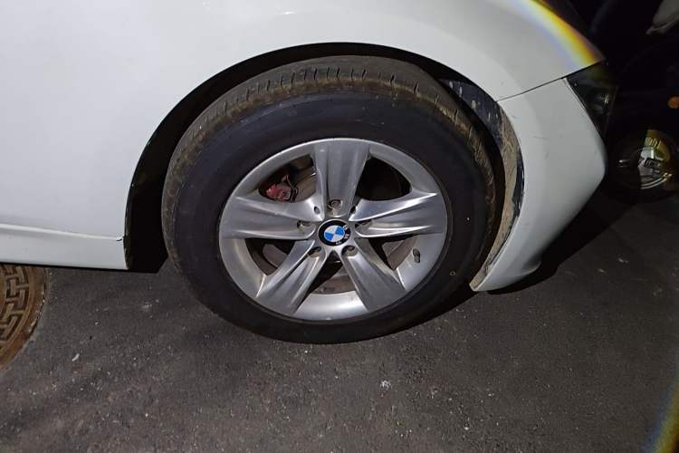 Used BMW 3 Series 2013 320i Sport Edition Right Front Wheel Hub