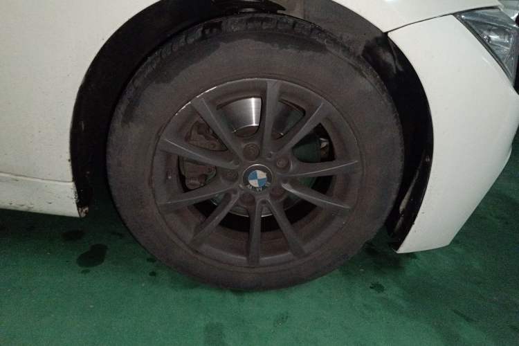 Used BMW 3 Series 2013 316i Active Edition Right Front Wheel Hub