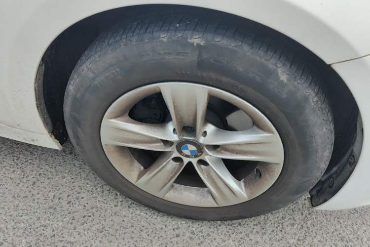 Used BMW 3 Series 2013 320i Sport Edition Right Front Wheel Hub