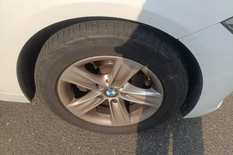 Used BMW 3 Series 2013 320i Sport Edition Right Front Wheel Hub