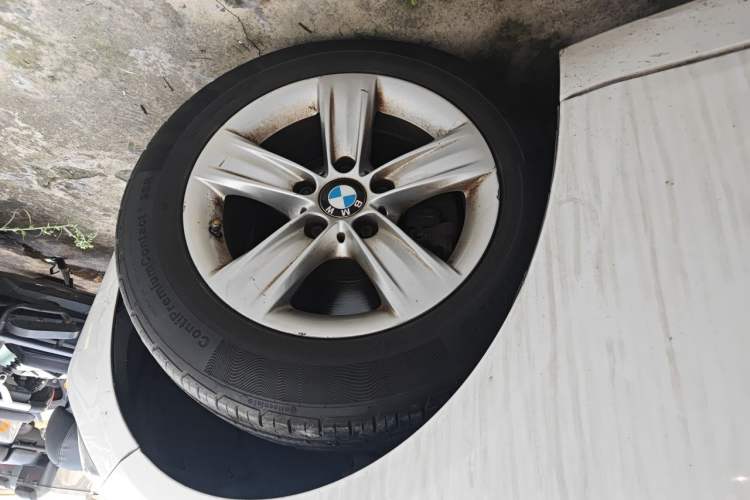 Used BMW 3 Series 2013 320i Sport Edition Right Front Wheel Hub