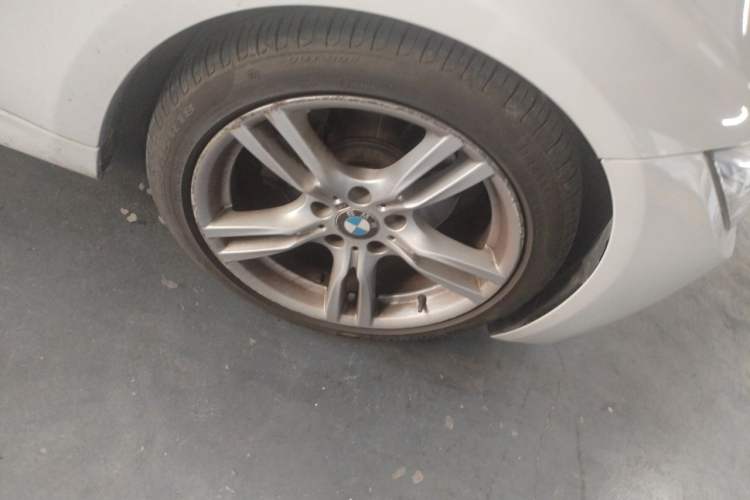 Used BMW 3 Series 2013 320i Sport Edition Right Front Wheel Hub