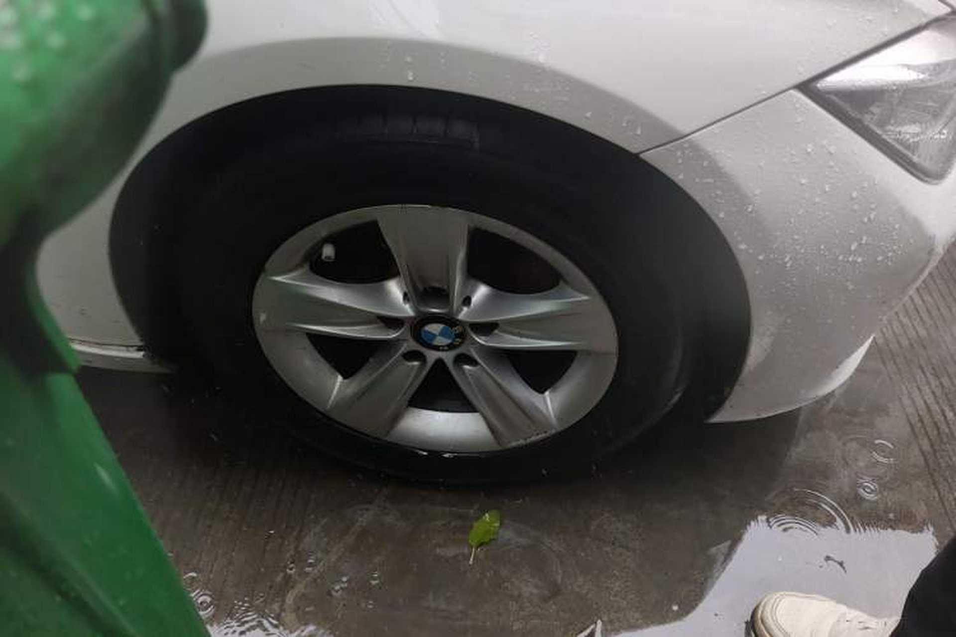 Used BMW 3 Series 2013 320i Sport Edition Right Front Wheel Hub