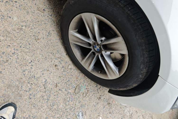 Used BMW 3 Series 2013 320i Sport Edition Right Front Wheel Hub
