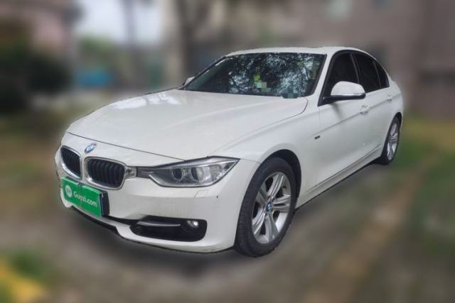 Ojetý BMW 3 Series 2013 320i Sport Design Package