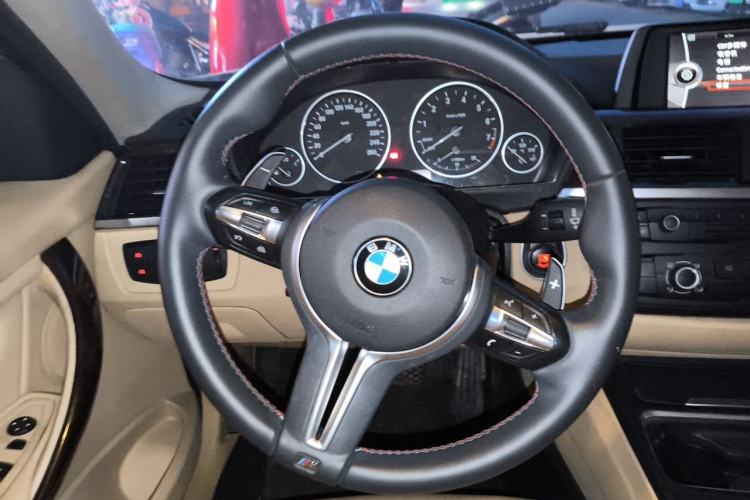 Used BMW 3 Series 2013 320Li Fashion Model Steering Wheel