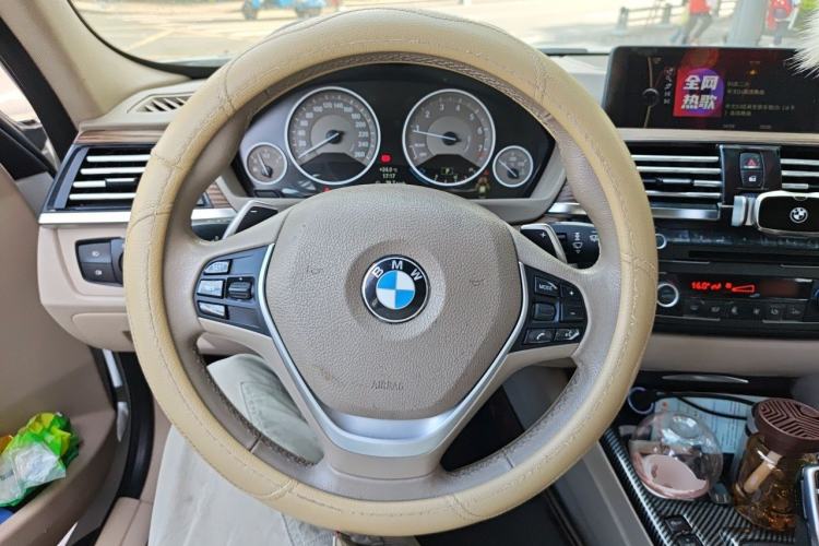 Used BMW 3 Series 2013 320Li Fashion Design Package Steering Wheel