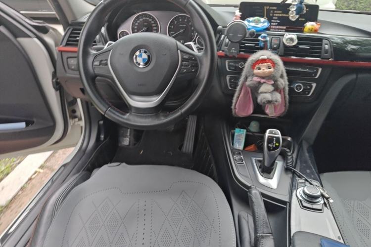 Used BMW 3 Series 2013 320i Sport Design Package Steering Wheel