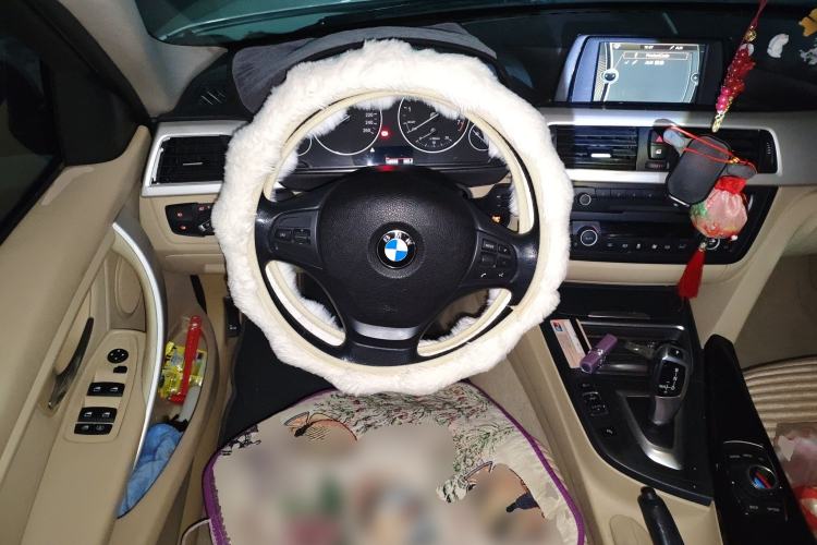 Used BMW 3 Series 2013 320Li Fashion Model Steering Wheel
