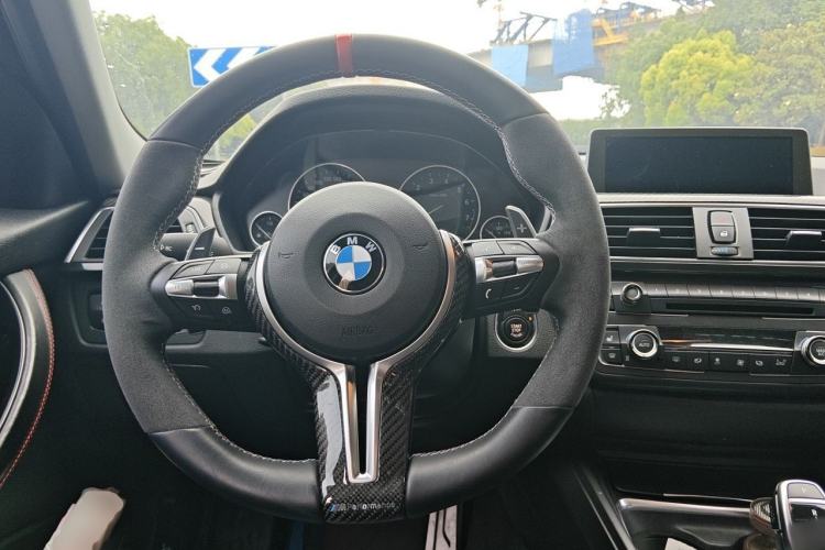 Used BMW 3 Series 2013 Restyled 320i Sport Design Package Steering Wheel