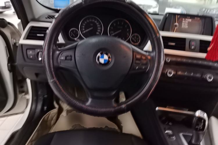 Used BMW 3 Series 2013 320i Active Edition Steering Wheel