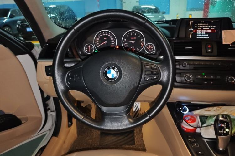Used BMW 3 Series 2013 320Li Fashion Model Steering Wheel