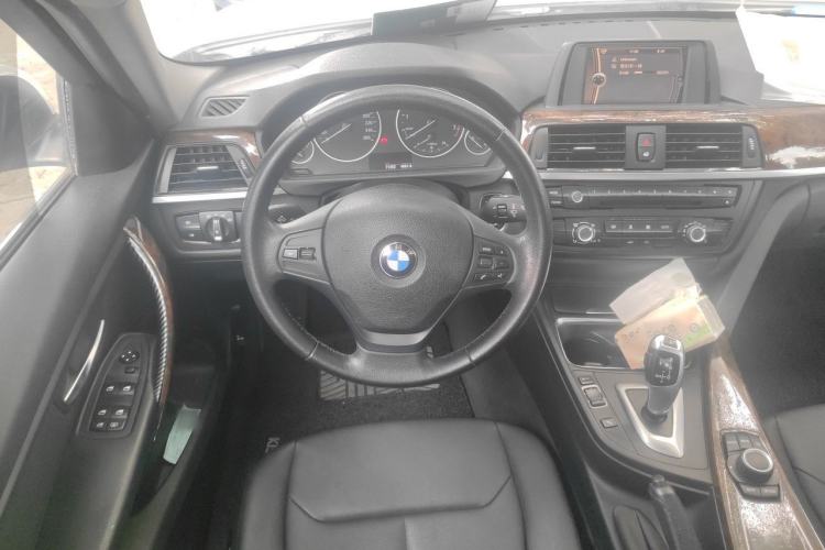 Used BMW 3 Series 2013 320Li Fashion Model Steering Wheel