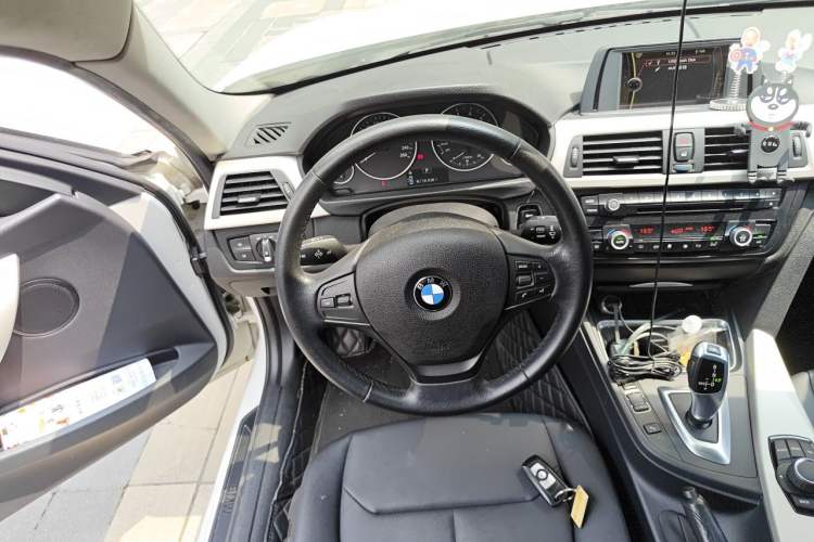 Used BMW 3 Series 2013 320Li Fashion Model Steering Wheel