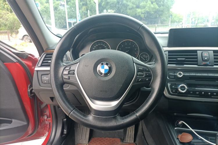 Used BMW 3 Series 2013 320Li Luxury Design Package Steering Wheel