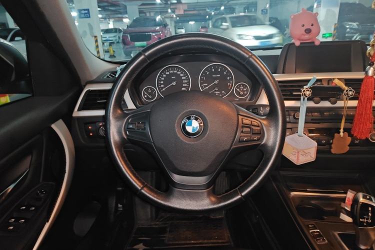 Used BMW 3 Series 2013 320i Sport Edition Steering Wheel