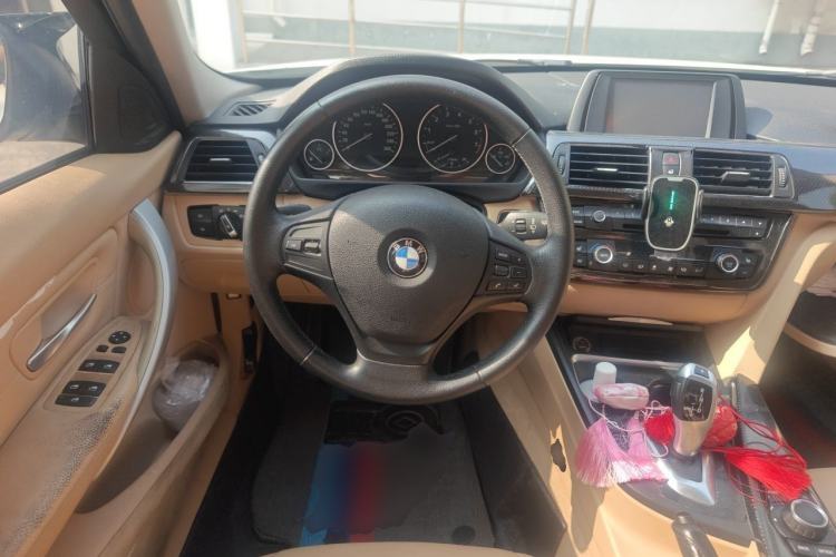 Used BMW 3 Series 2013 320i Sport Edition Steering Wheel