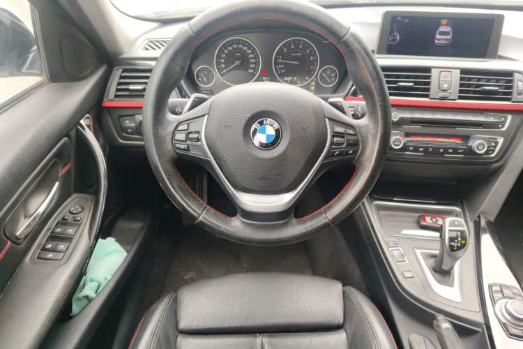 Used BMW 3 Series 2013 328i Sport Design Package Steering Wheel