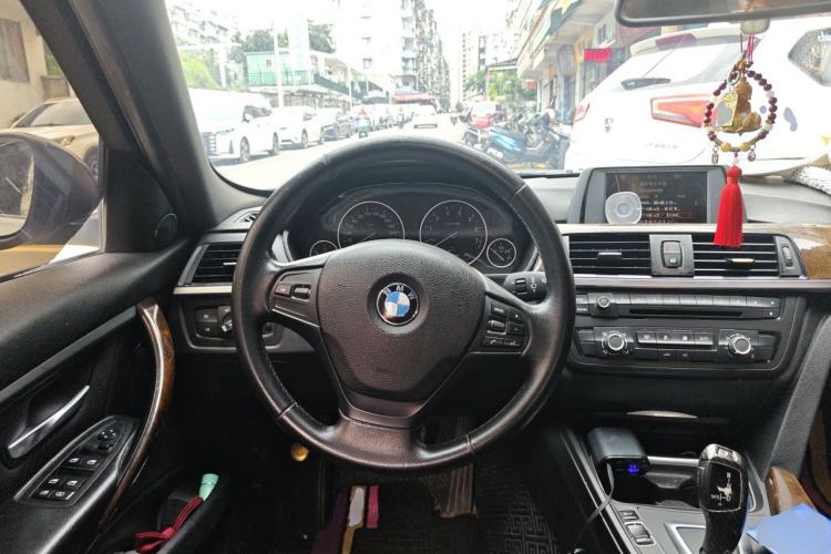 Used BMW 3 Series 2013 320Li Fashion Model Steering Wheel
