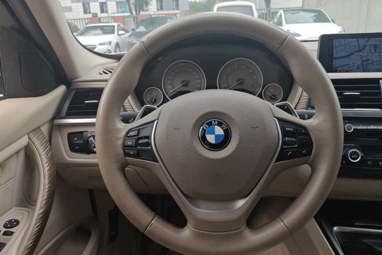 Used BMW 3 Series 2013 Facelift 335Li Stylish Design Package Steering Wheel