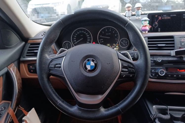 Used BMW 3 Series 2013 Facelift 320Li Fashion Design Package Steering Wheel