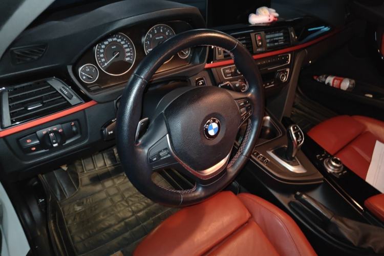 Used BMW 3 Series 2013 320i Sport Design Package Steering Wheel