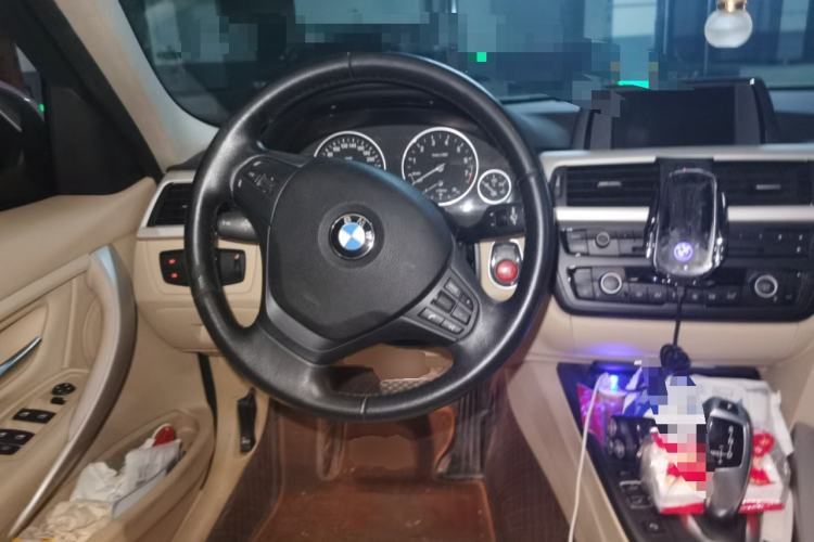 Used BMW 3 Series 2013 320Li Fashion Model Steering Wheel