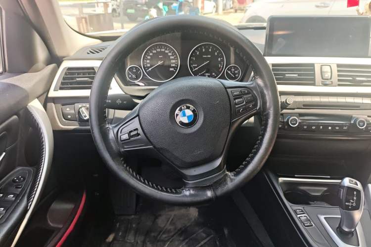 Used BMW 3 Series 2013 320i Sport Edition Steering Wheel