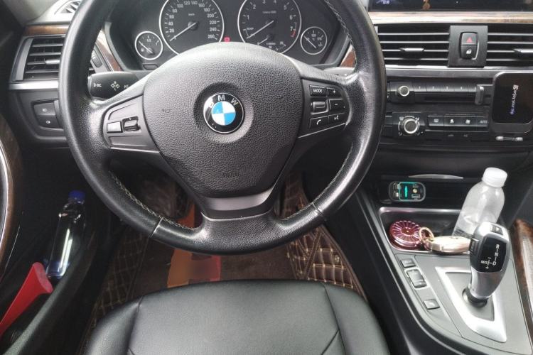 Used BMW 3 Series 2013 320Li Fashion Model Steering Wheel