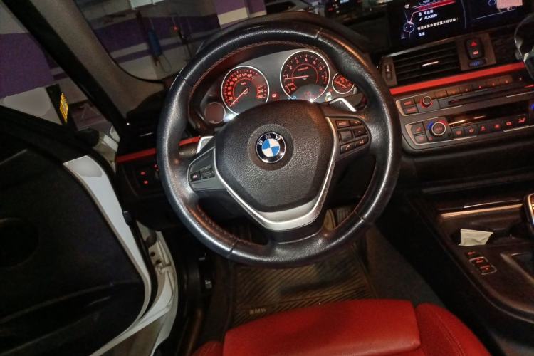 Used BMW 3 Series 2013 320i Sport Design Package Steering Wheel