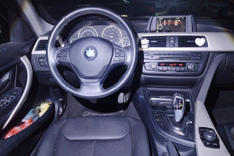 Used BMW 3 Series 2013 320Li Fashion Model Steering Wheel