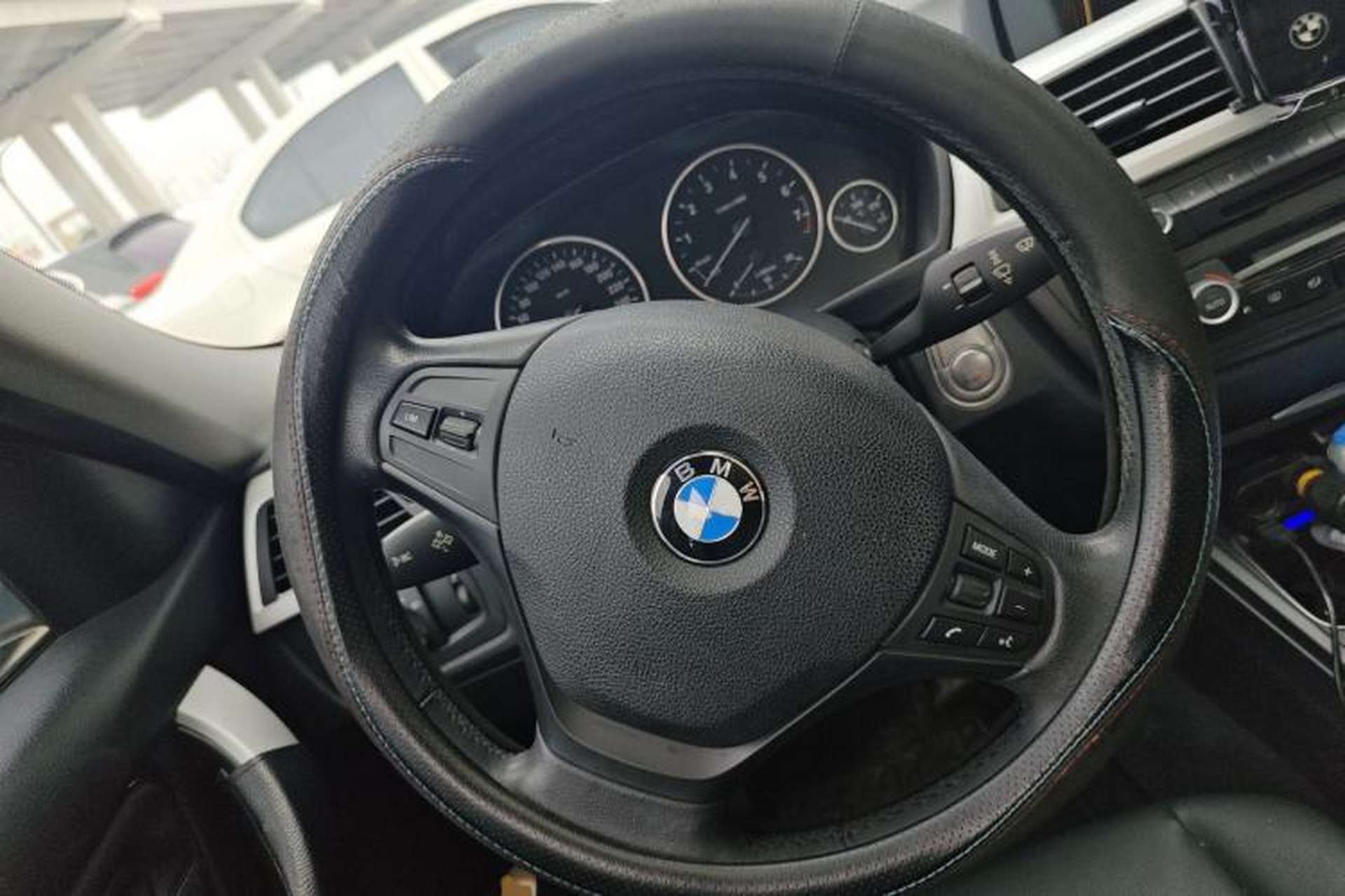 Used BMW 3 Series 2013 320i Sport Edition Steering Wheel