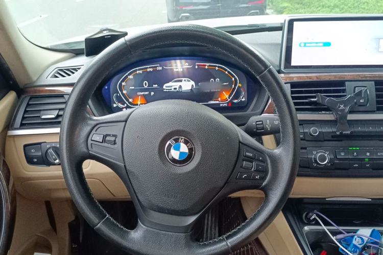 Used BMW 3 Series 2013 320Li Fashion Model Steering Wheel