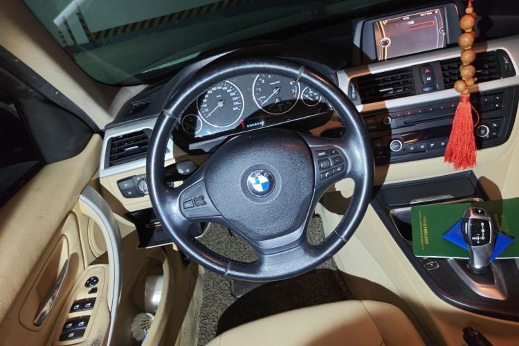 Used BMW 3 Series 2013 320i Sport Edition Steering Wheel