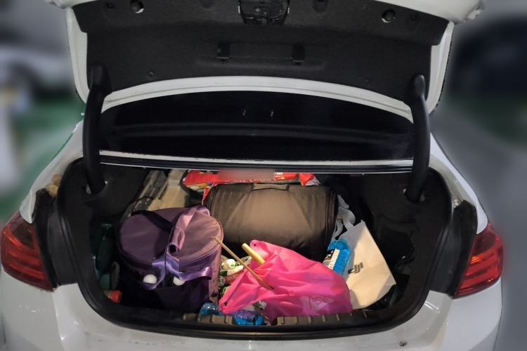 Used BMW 3 Series 2013 320Li Fashion Model Trunk
