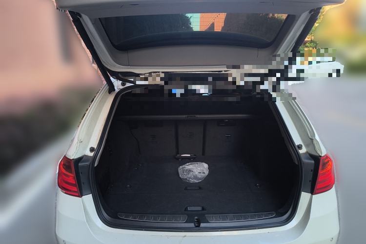 Used BMW 3 Series 2013 320i Sport Touring Edition Trunk