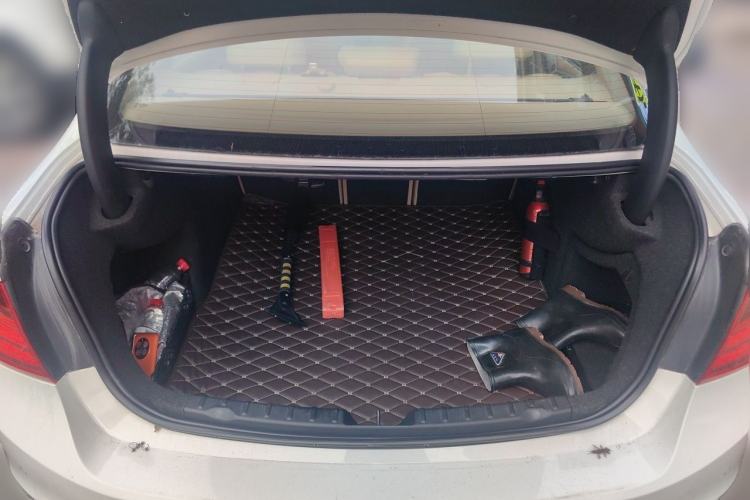 Used BMW 3 Series 2013 320Li Fashion Model Trunk