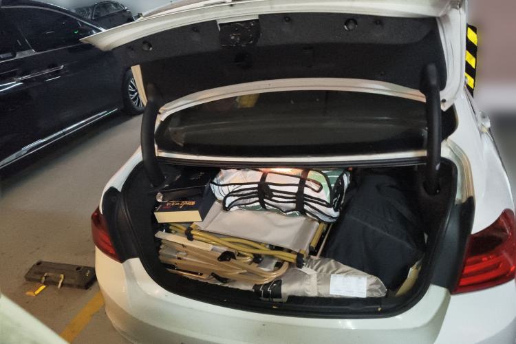Used BMW 3 Series 2013 320i Sport Edition Trunk