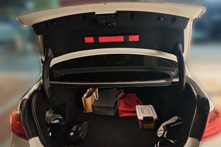 Used BMW 3 Series 2013 320Li Fashion Design Package Trunk